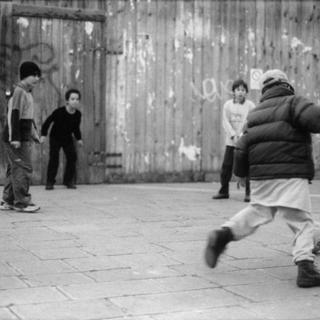 Kinder spielen Fußball, Venedig, Februar 2001, Foto: Oliver Hoffmann